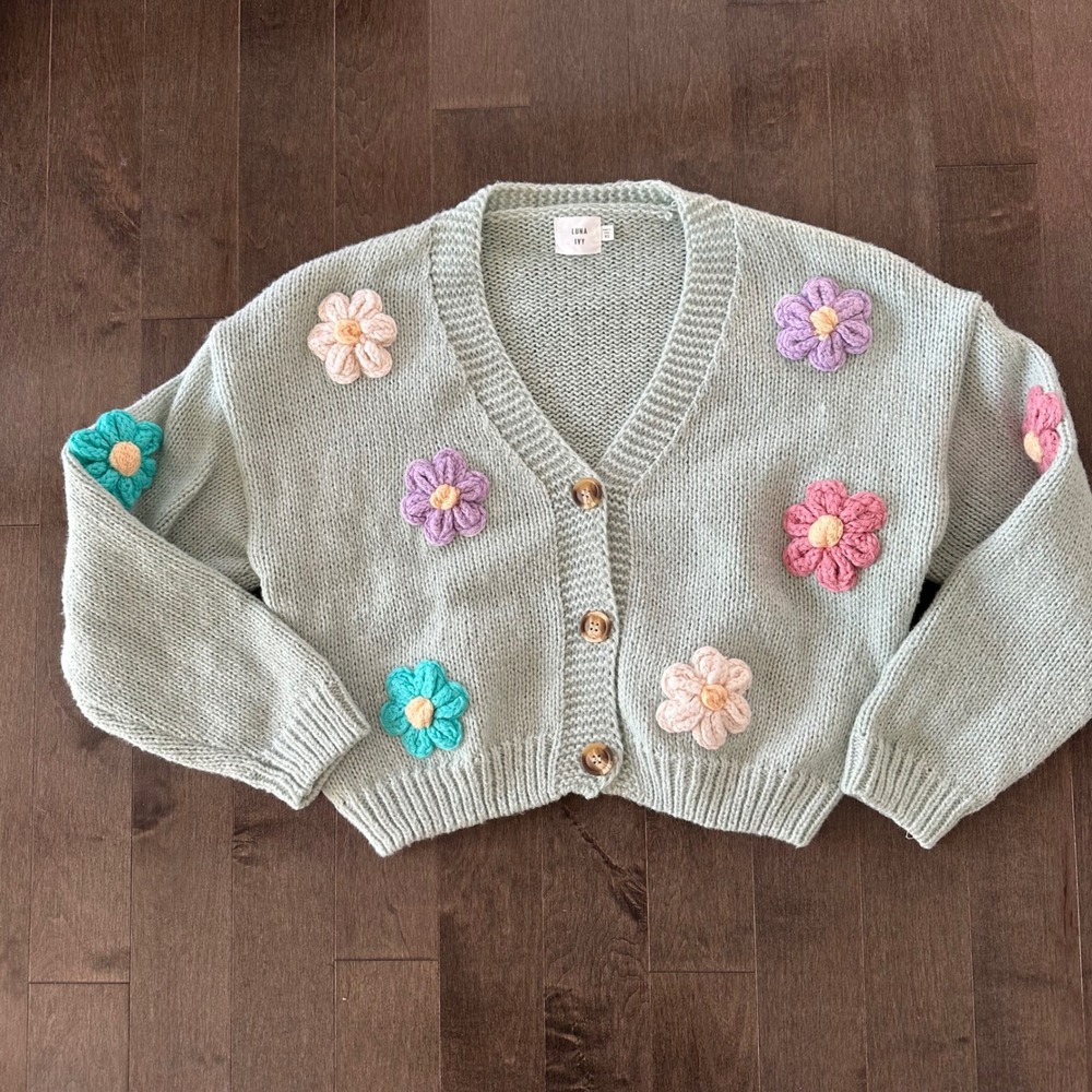 Luna Ivy Chunky Knit Cardigan Crotched Flowers Soft Girly Coquette Mint Green XS